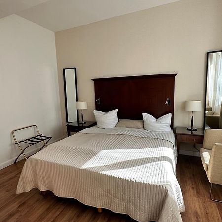 Park Apart Hotel Gatower Str. Berlin Eksteriør billede