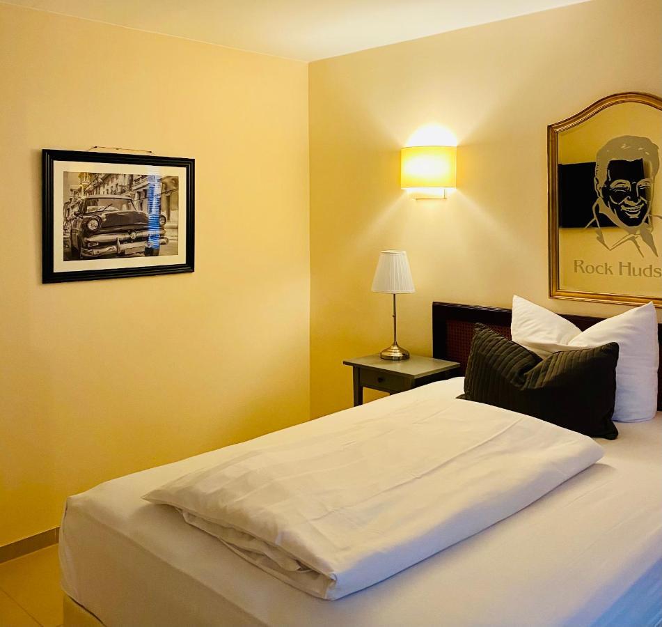 Park Apart Hotel Gatower Str. Berlin Eksteriør billede
